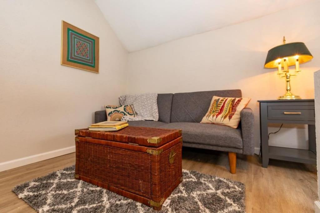 Cozy & Comfy Cottage In The City - W Parking Pittsburgh Eksteriør billede